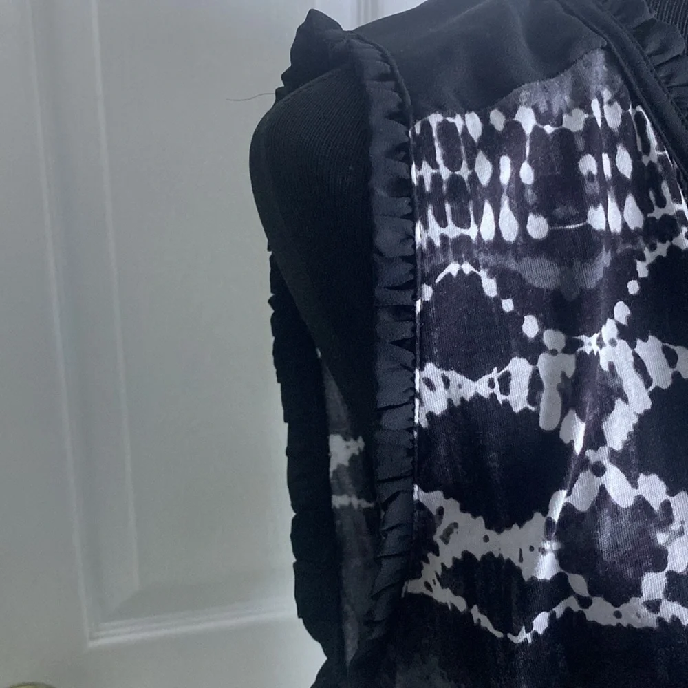 Caribbean Joe Black White Chartreuse Green Sleeveless Blouse Tank Top sz L - Picture 3 of 7